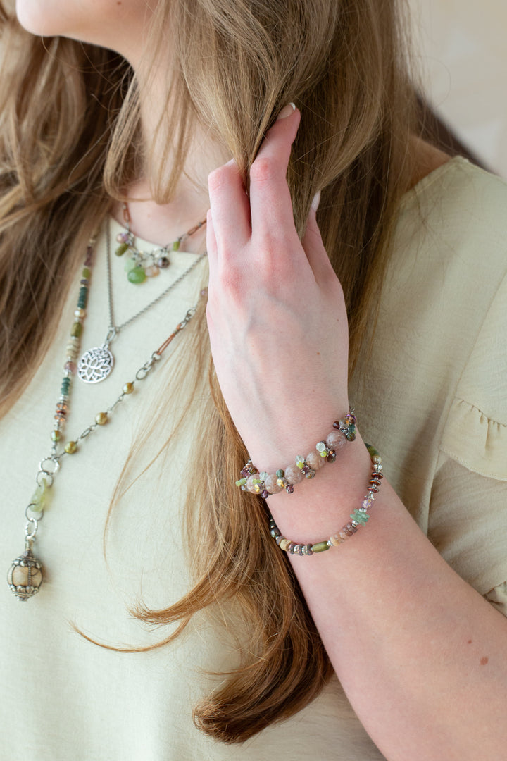 Water Lily 7.5-8.5" Muscovite, Freshwater Pearl, Prehnite Simple Bracelet