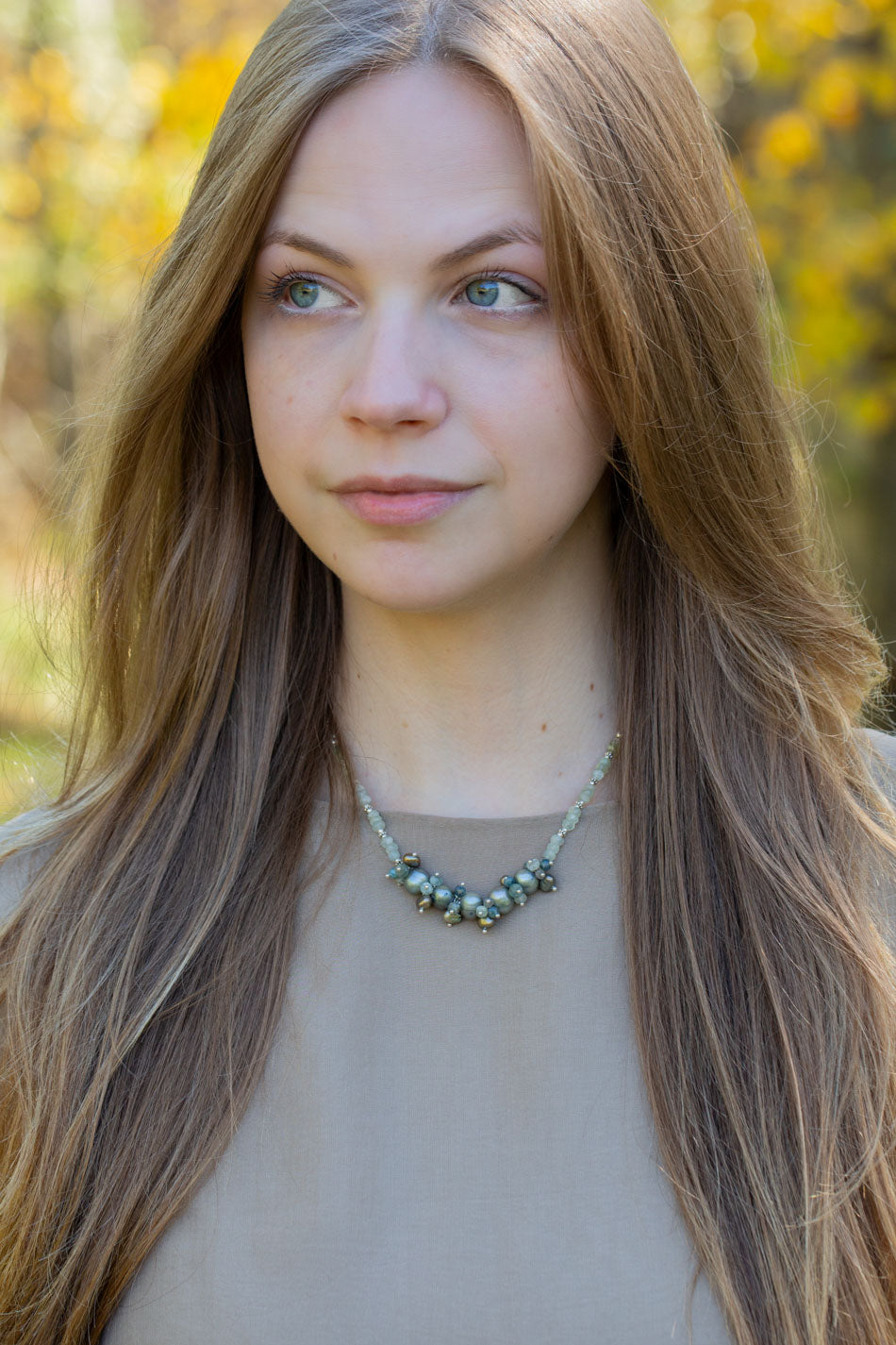 Resilience 15.25-17.25" Green Moss Aquamarine With Freshwater Pearl Cluster Necklace