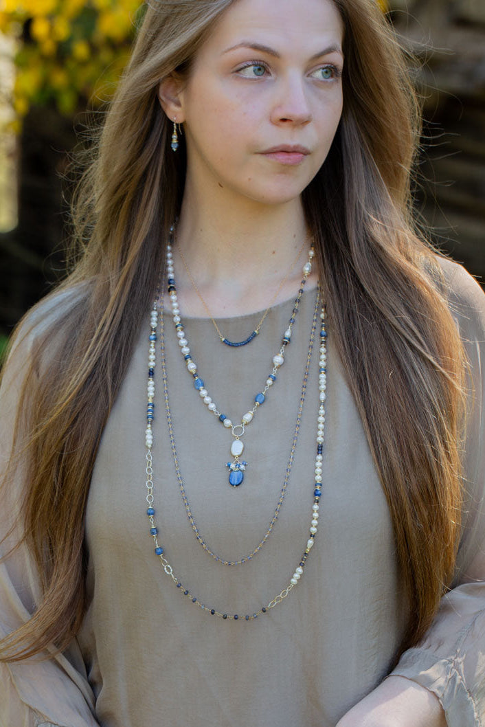 Seaside 15.5-17.5" Kyanite Bar Necklace