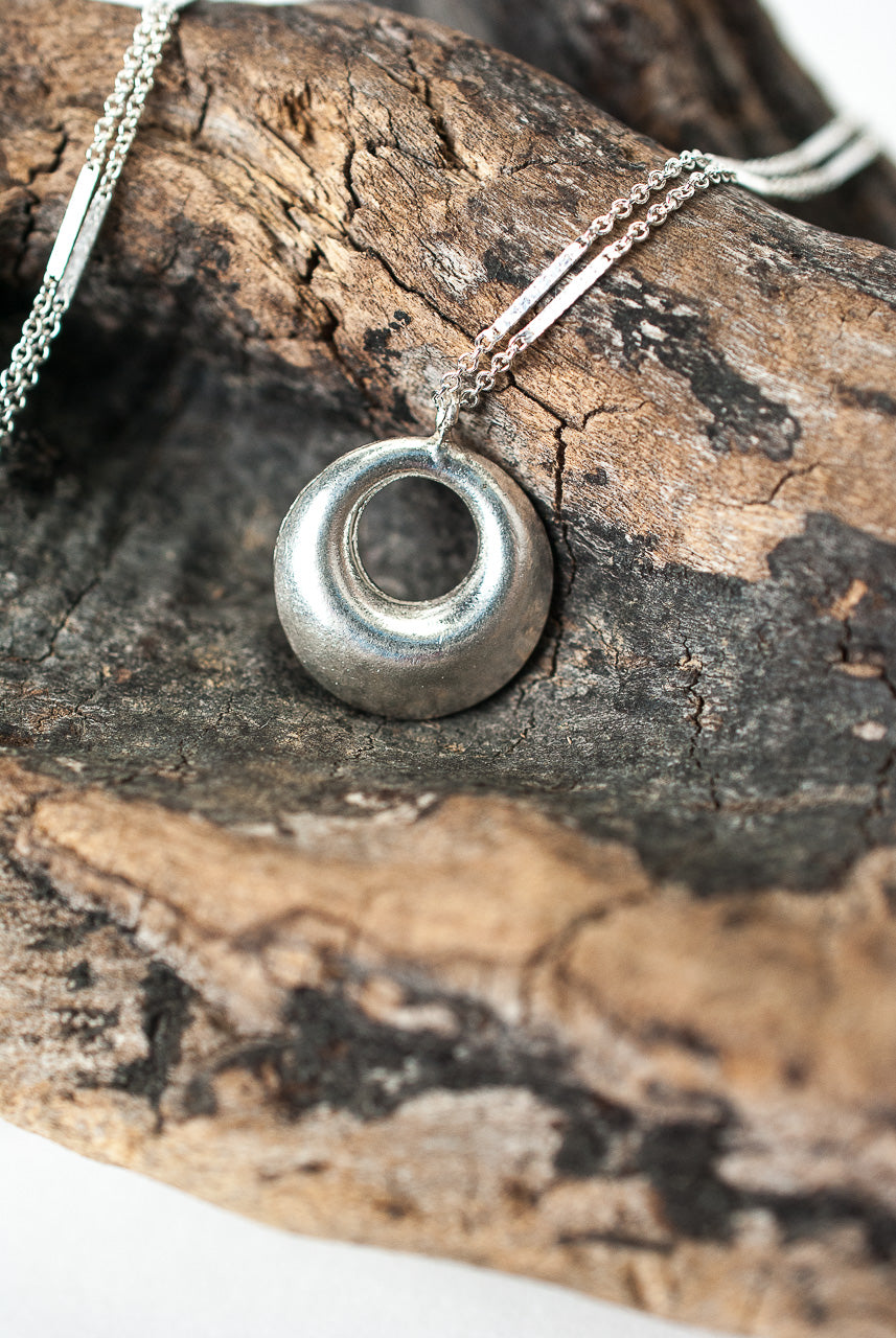 *Bloom 28.5-30.5" Sterling Silver Crescent Circle Pendant Necklace
