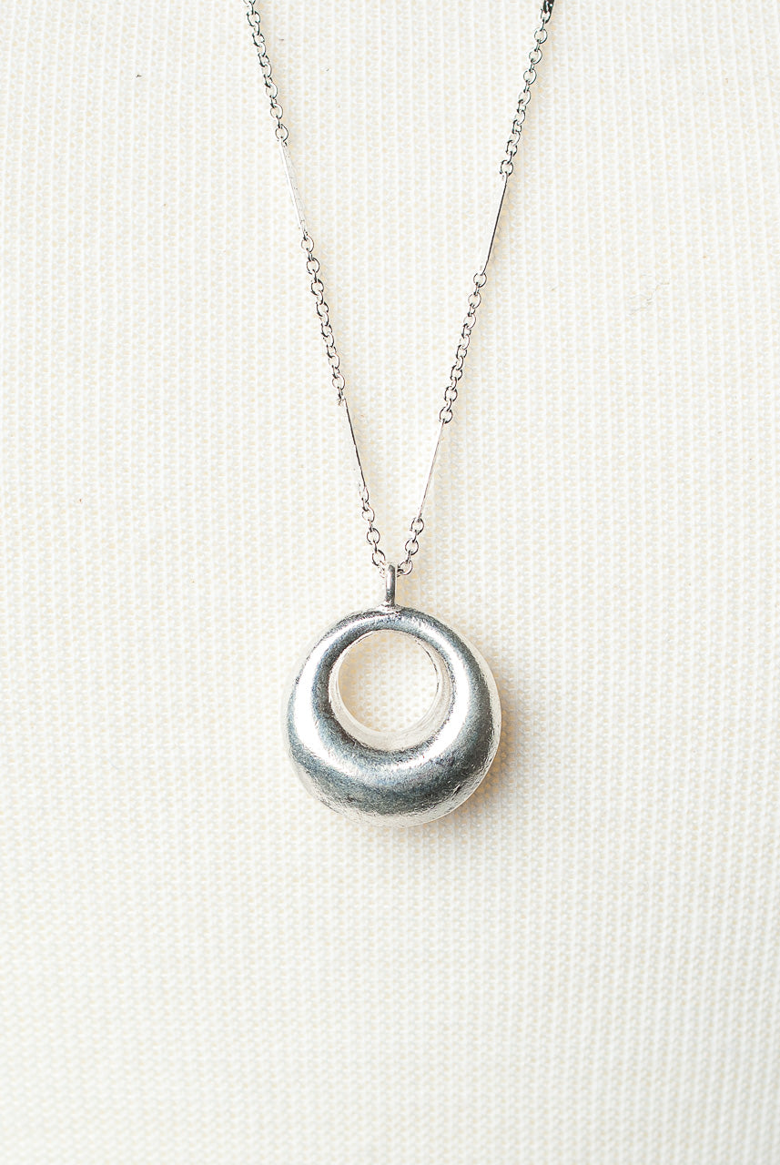 *Bloom 28.5-30.5" Sterling Silver Crescent Circle Pendant Necklace