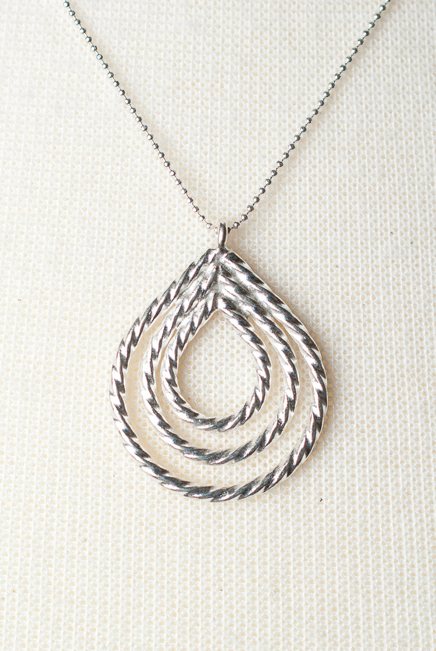 *Bloom 19.5-21.5" Silver Nesting Teardrop Pendant Necklace
