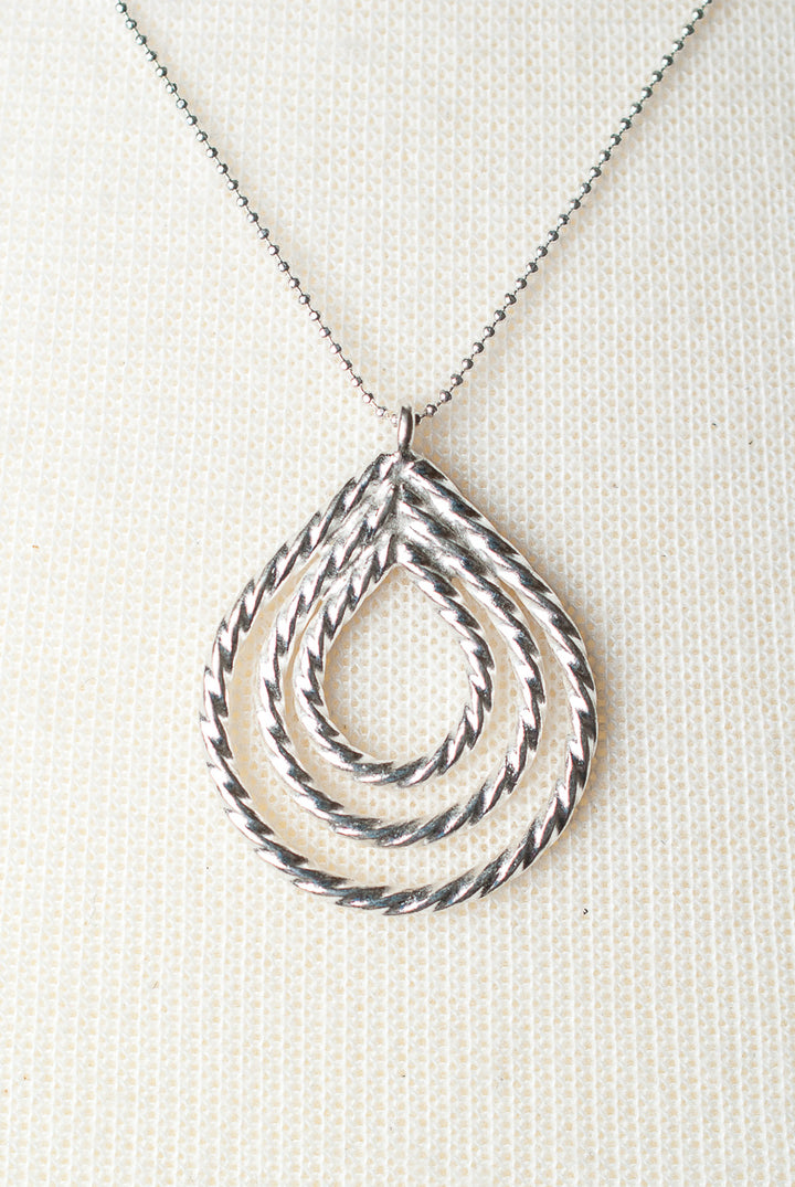 *Bloom 19.5-21.5" Silver Nesting Teardrop Pendant Necklace