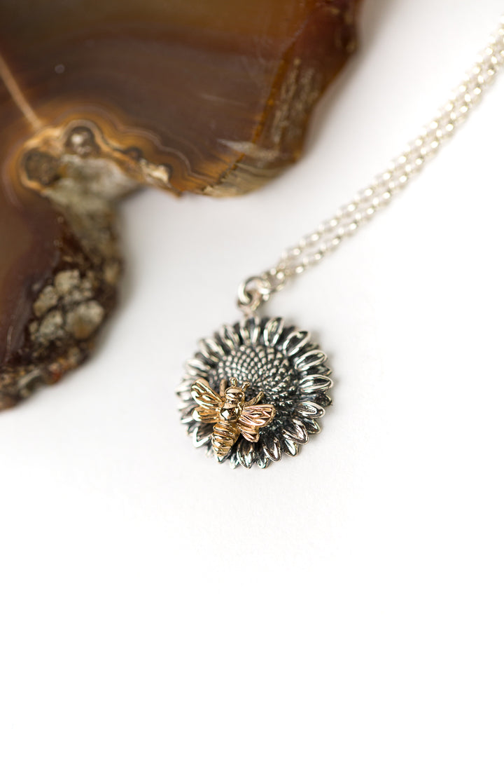 Limited Edition 16.25-18.25" Sunflower & Bee Simple Necklace
