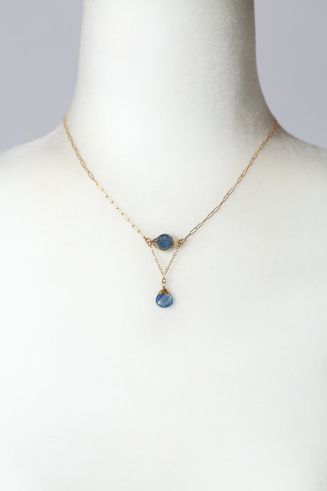 Ripple 15-17" with Kyanite, Gold Simple Necklace