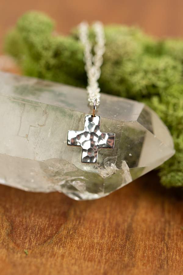 Sentiment 16-18" Simple Sterling Cross Necklace